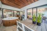Terrace with jacuzzi and BBQ